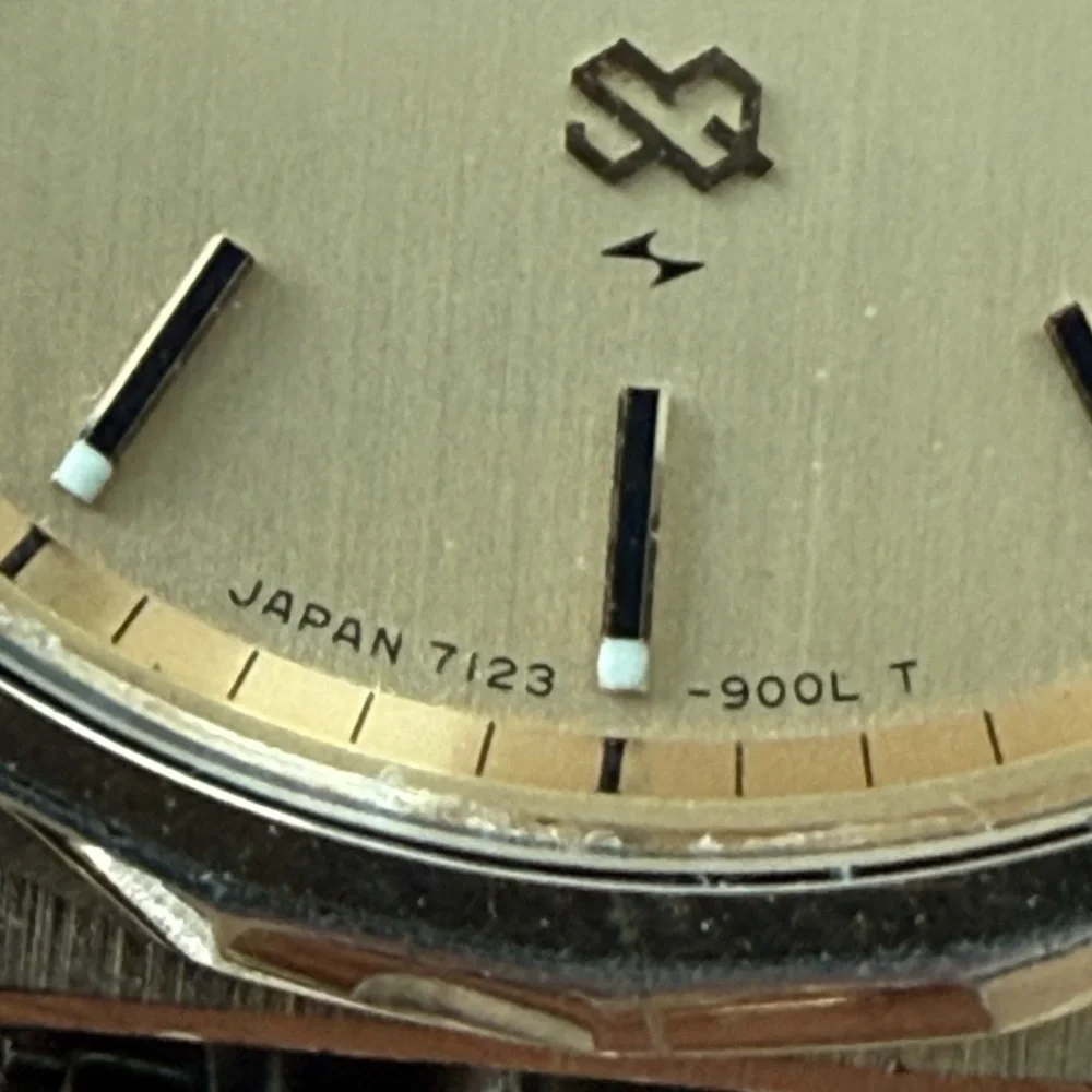 Seiko SQ Rare Vintage Men’s Watch Gold Dial Case Bracelet Hands New Crystal